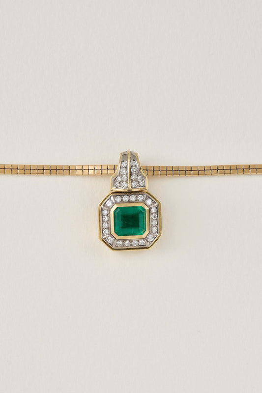 18ct Yellow Gold 5ct Emerald and Diamond 2.20ct Vintage & Antique Necklace