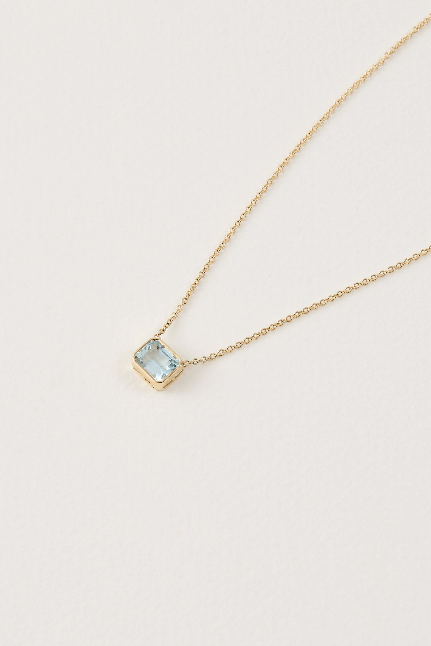 Aquamarine East-West Pendant Necklace