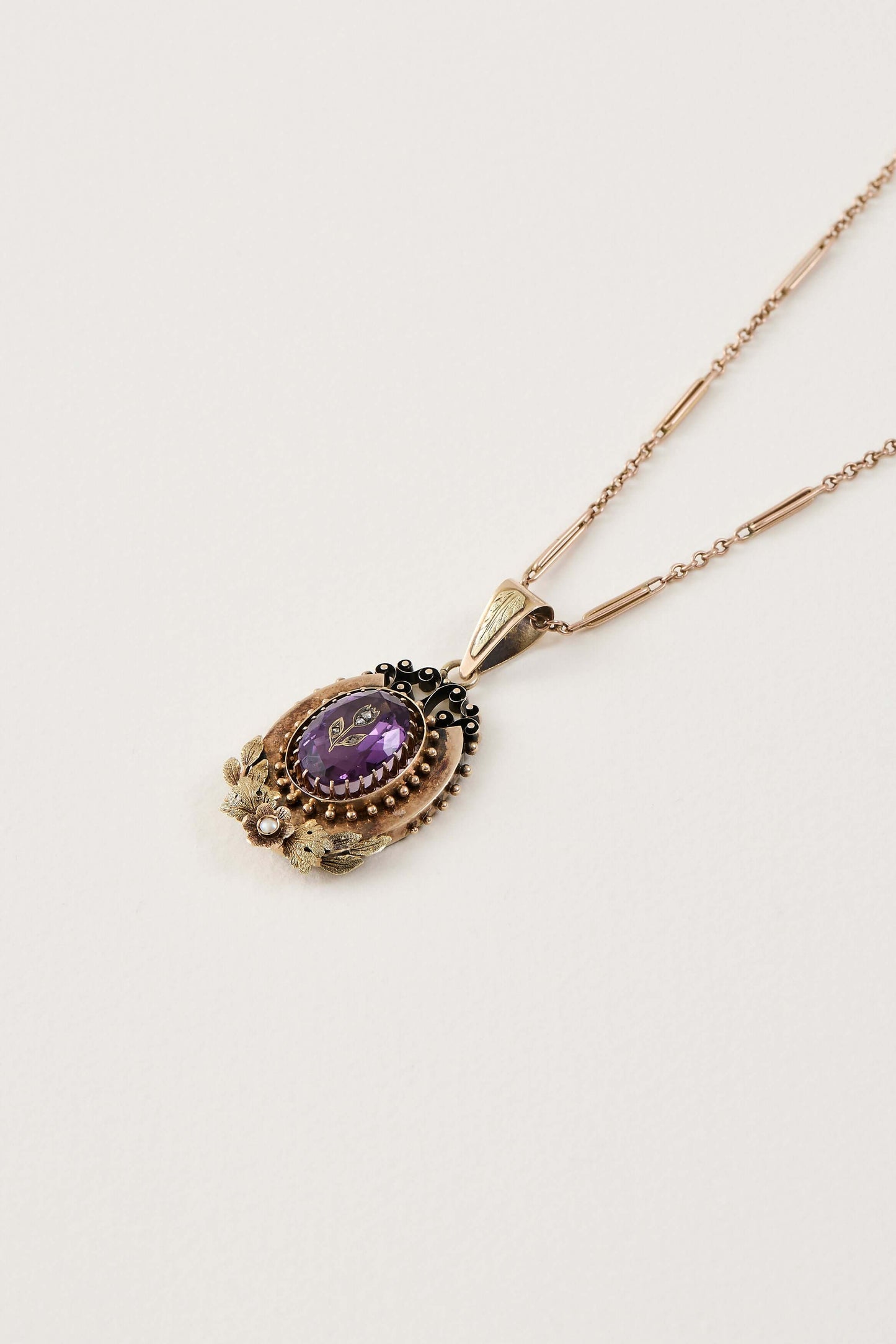 Victorian Amethyst Pendant 18ct Yellow Gold