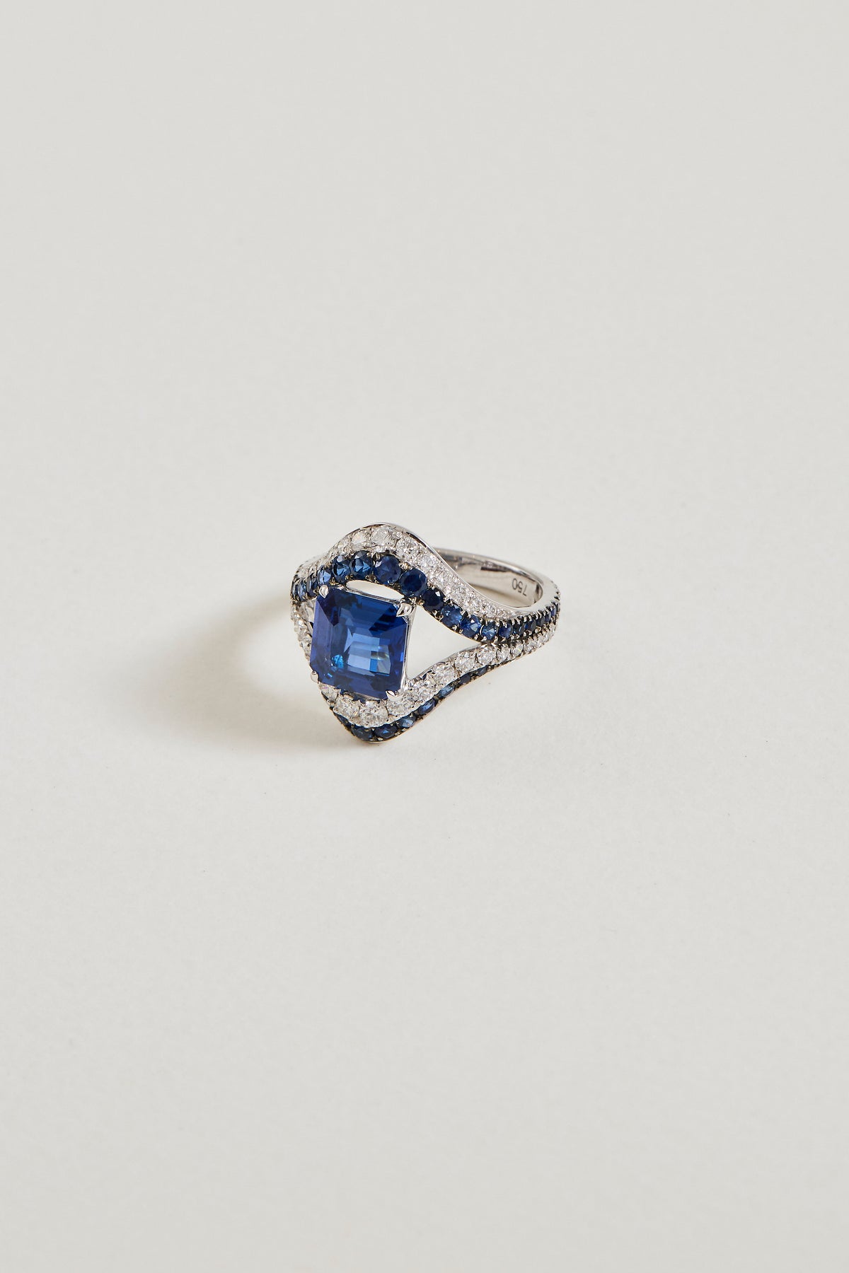 Sapphire Empress Ring