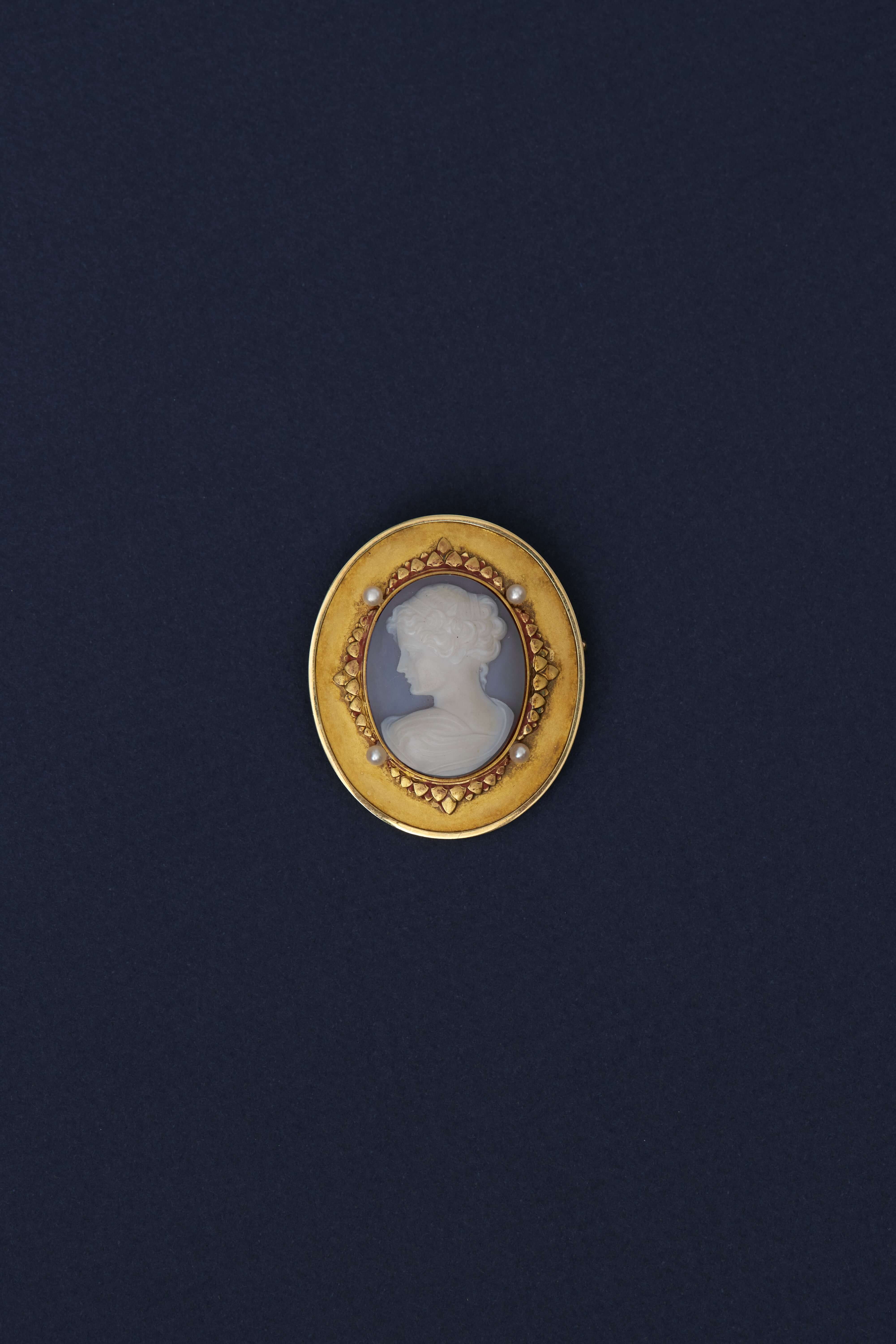 Art Nouveau Cameo Brooch