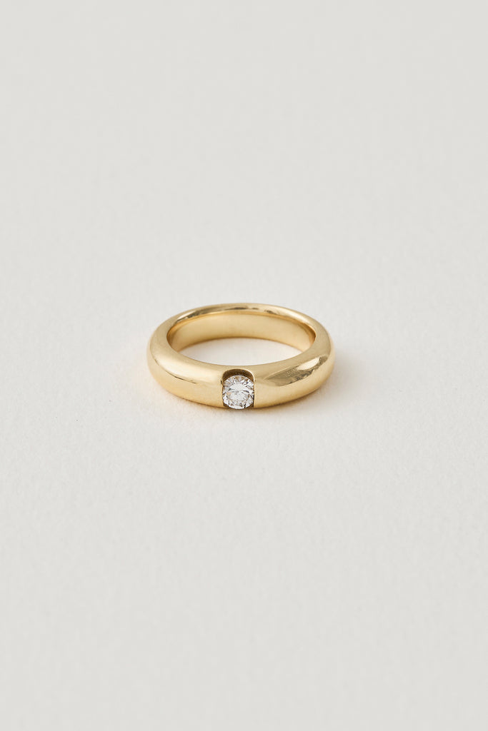 Floating Diamond Band