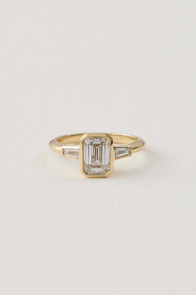 Bezel Deco Ring