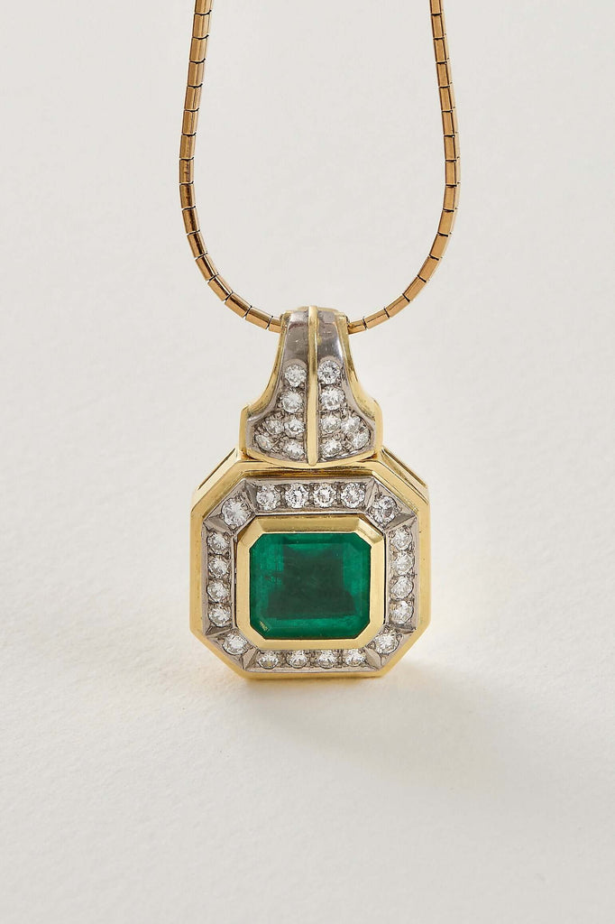 18ct Yellow Gold 5ct Emerald and Diamond 2.20ct Vintage & Antique Necklace  
