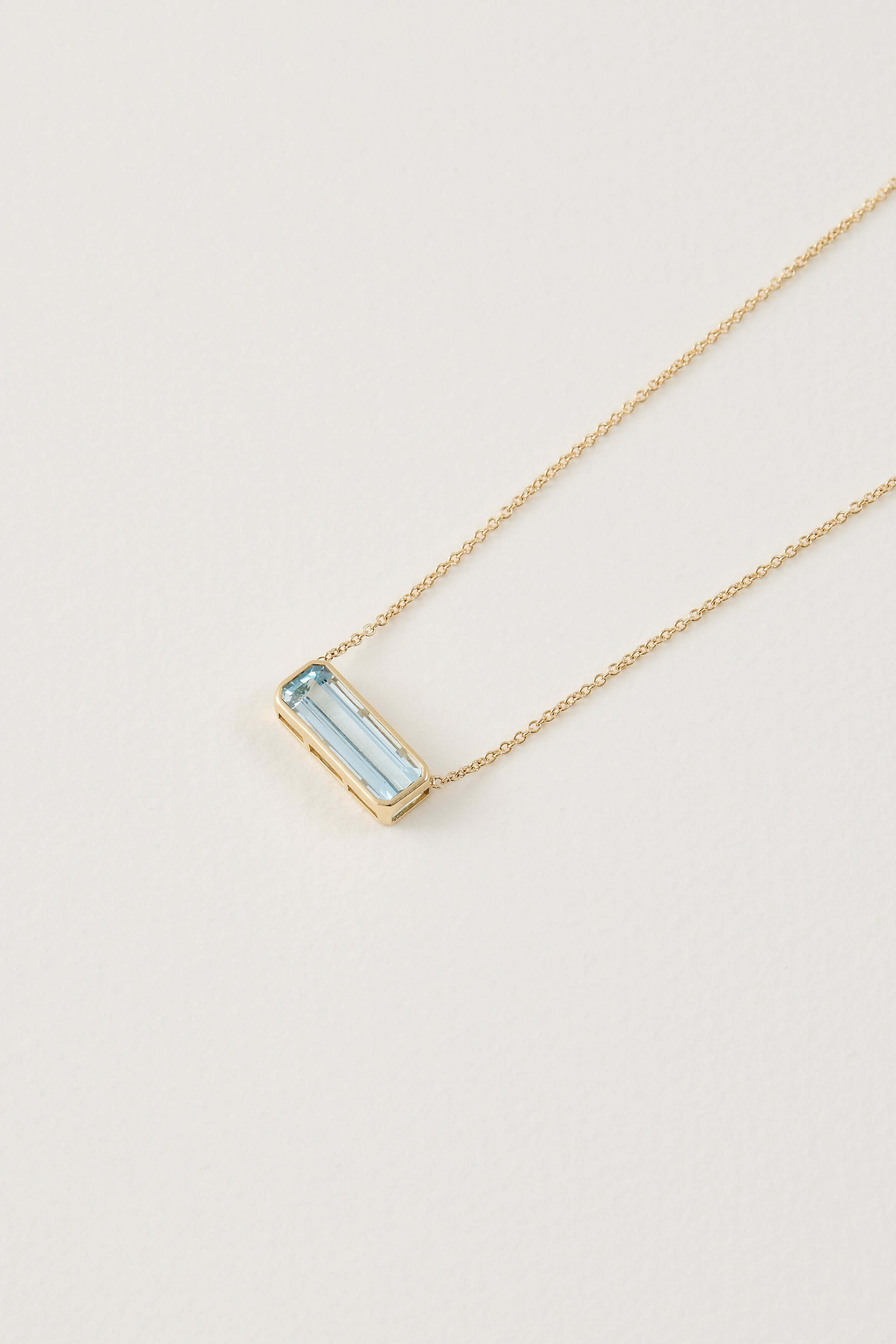 Aquamarine East West Deco Necklace