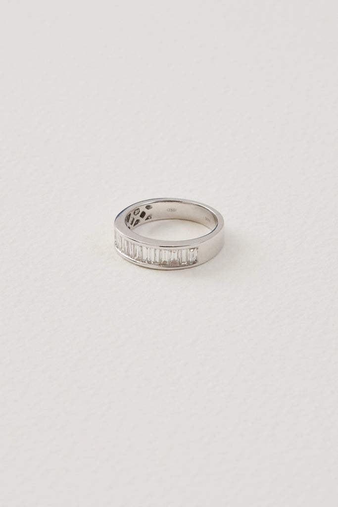Baguette Diamond Band
