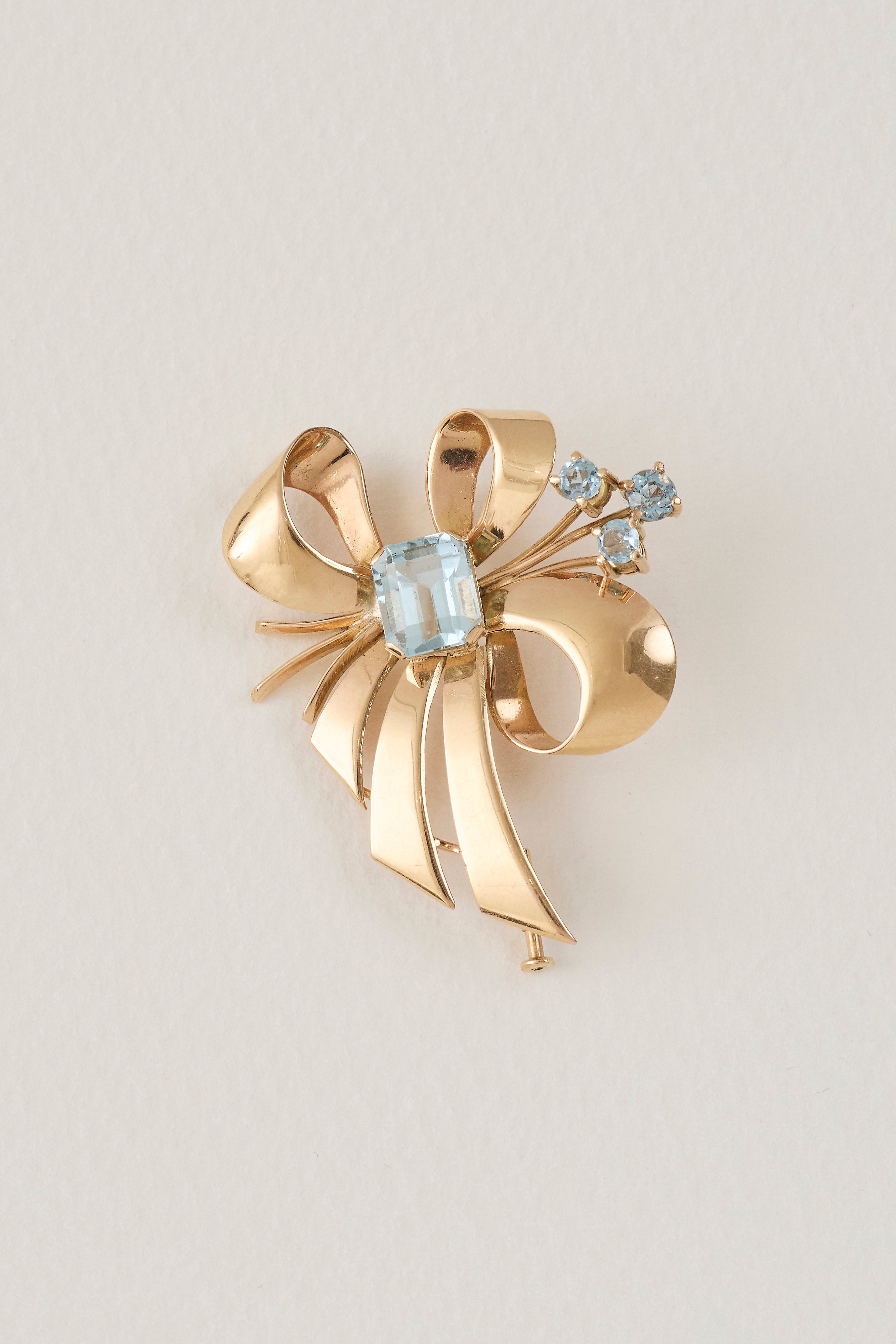 Vintage Aquamarine Bow Brooch