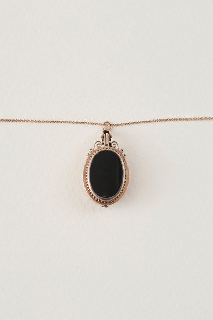 Victorian Carnelian & Sardonyx Locket