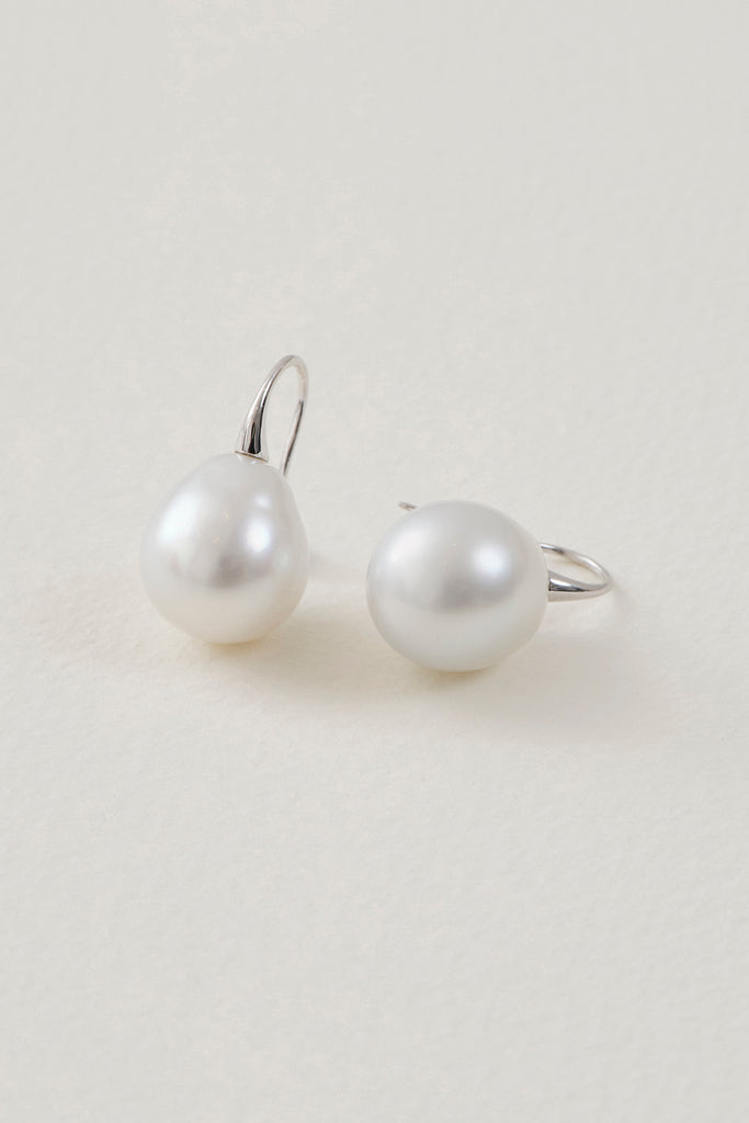 Pearl Oval Drop Earrings