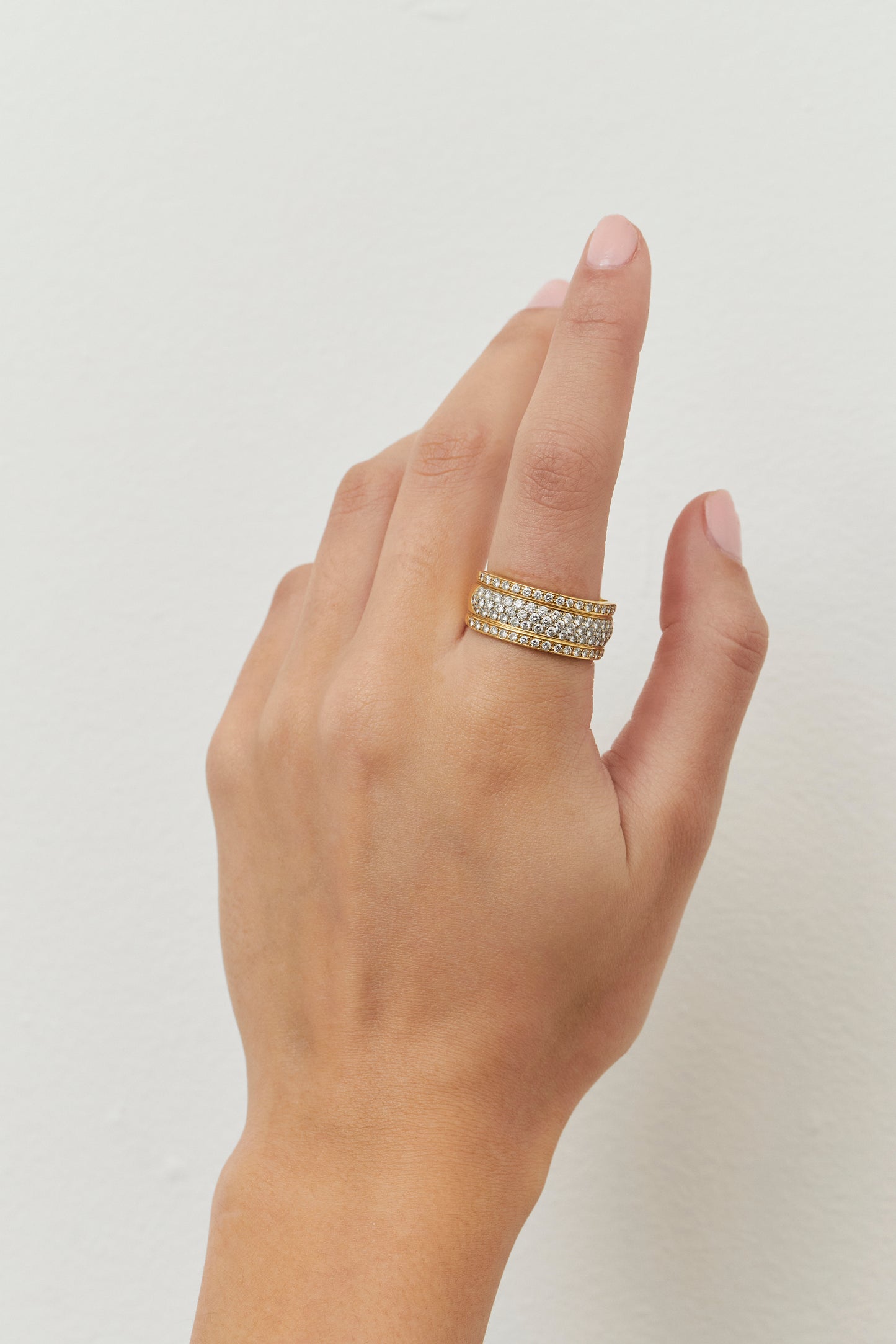 Diamond Pavé Band
