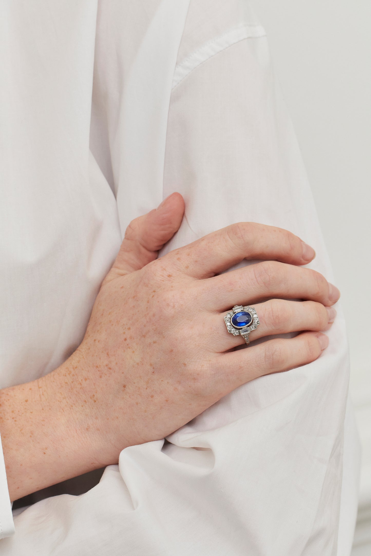 Sapphire Art Deco Design Ring