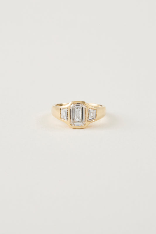 Emerald Paragon Ring