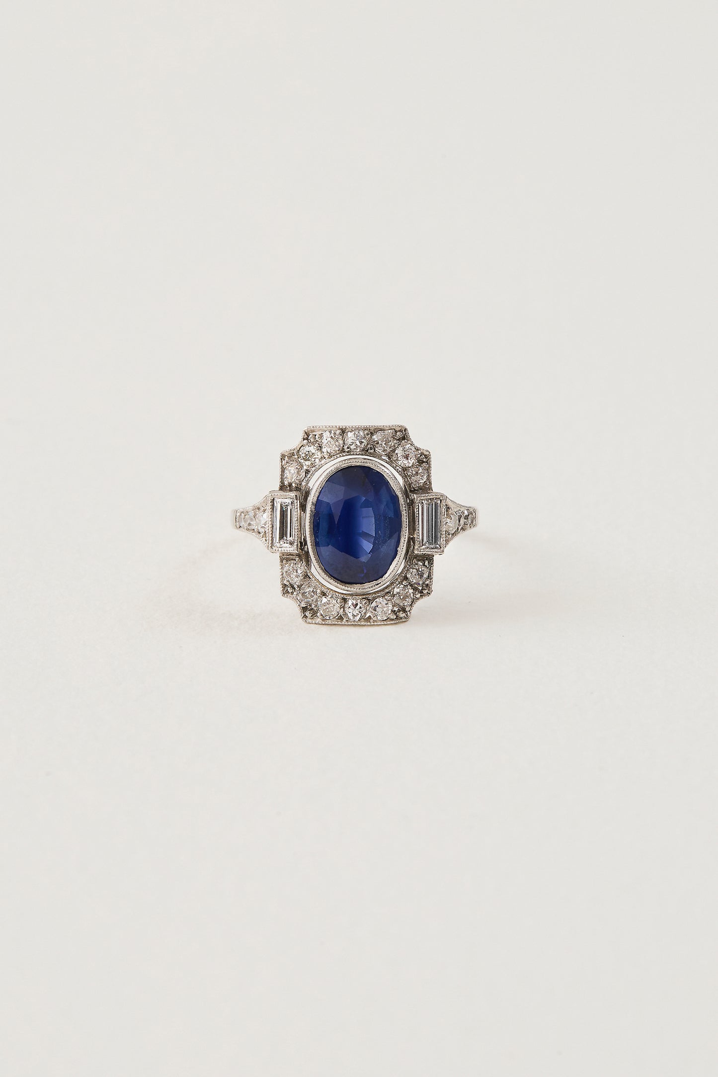 Sapphire Art Deco Design Ring