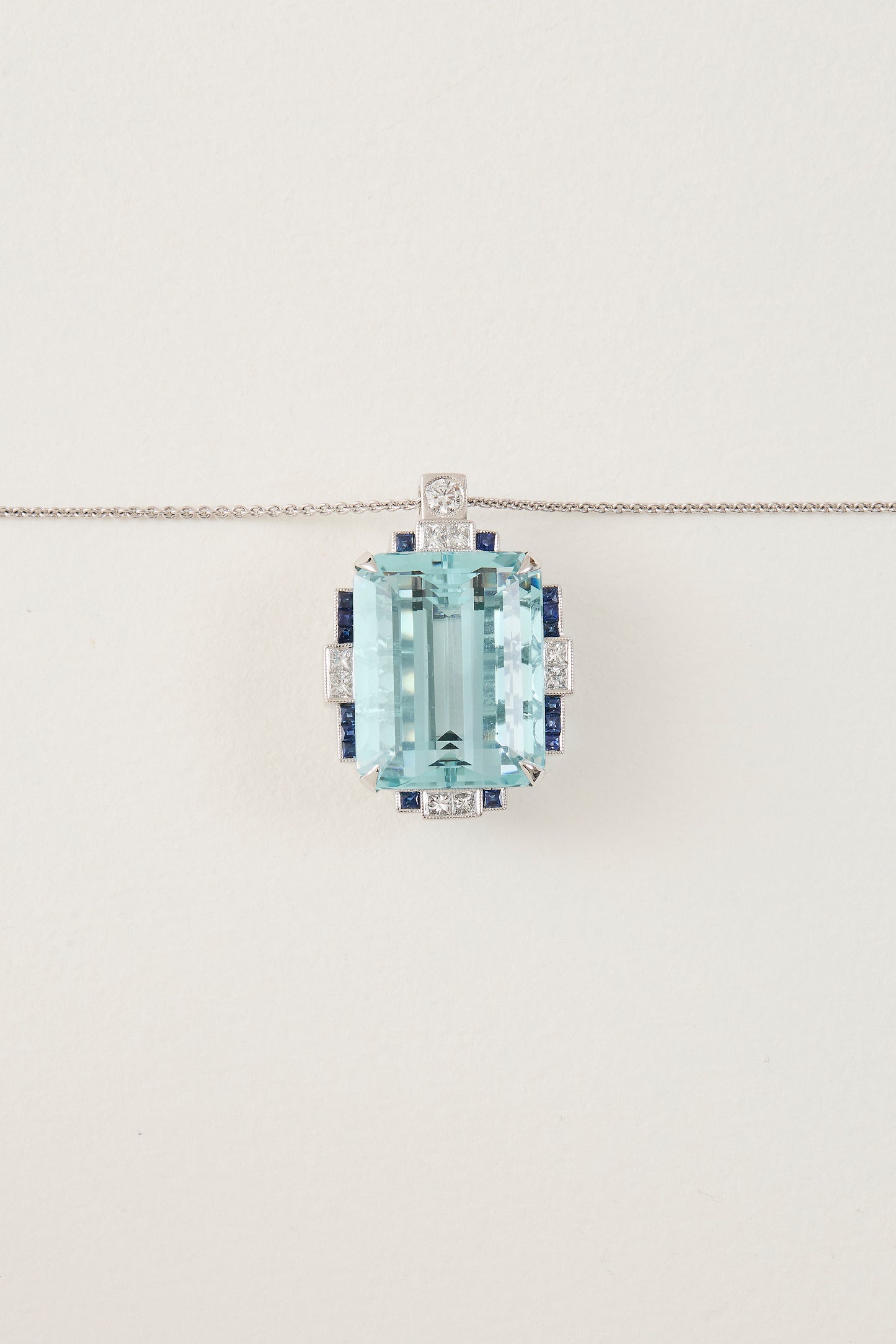 Aquamarine Sapphire Pendant Necklace
