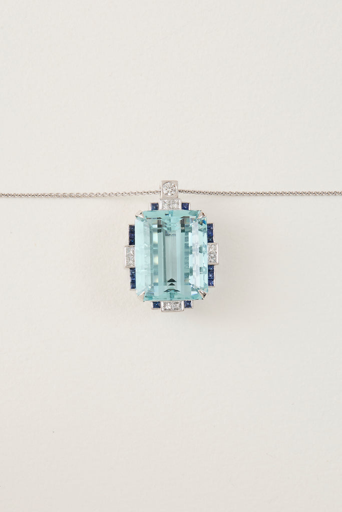 Aquamarine Sapphire Pendant Necklace