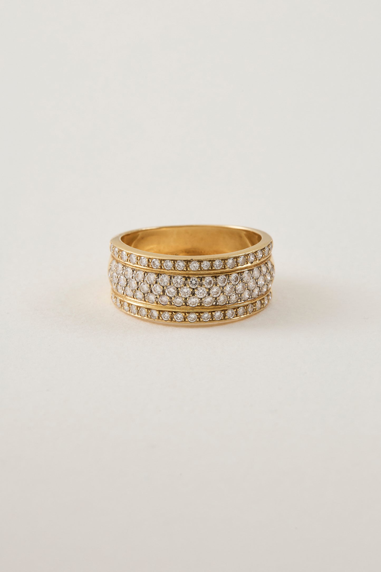 Diamond Pavé Band