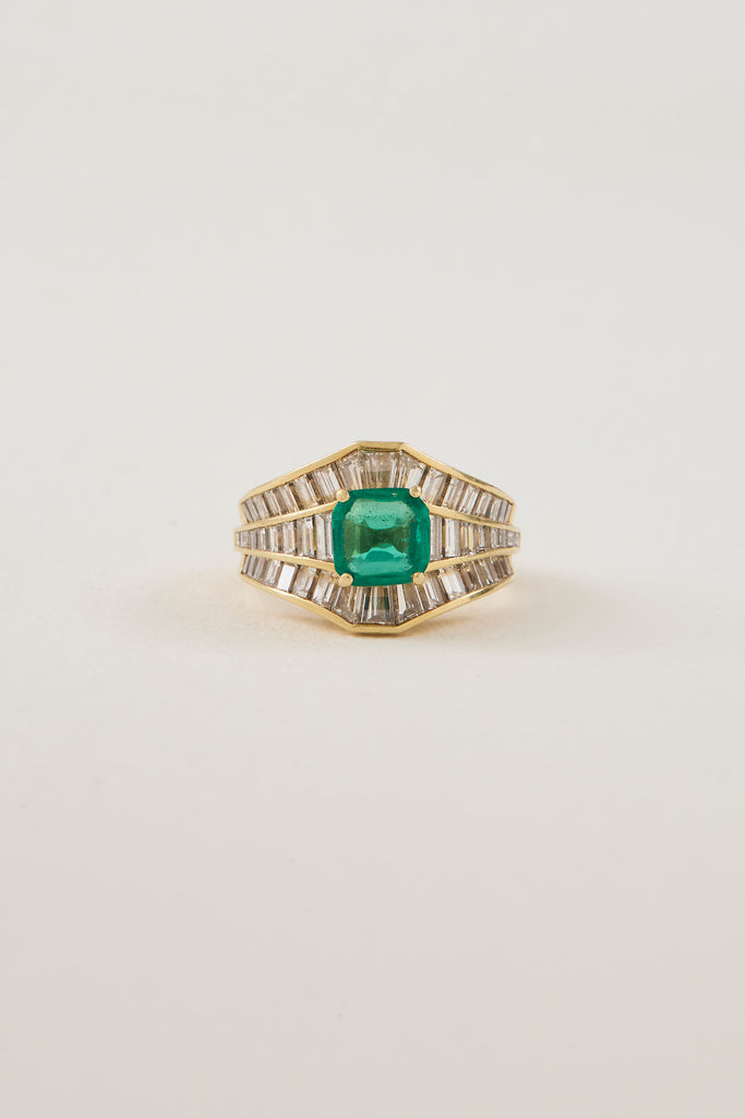 Fluted Emerald Ring