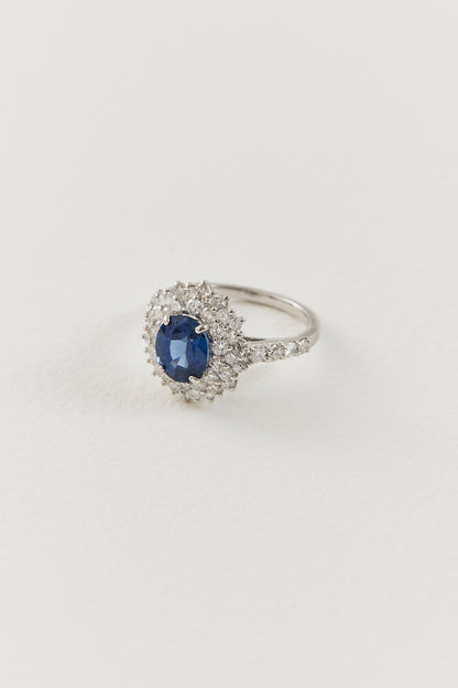 Cornflower Sapphire Cluster Ring