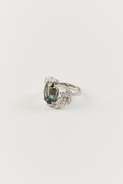 Green Sapphire Embrace Ring