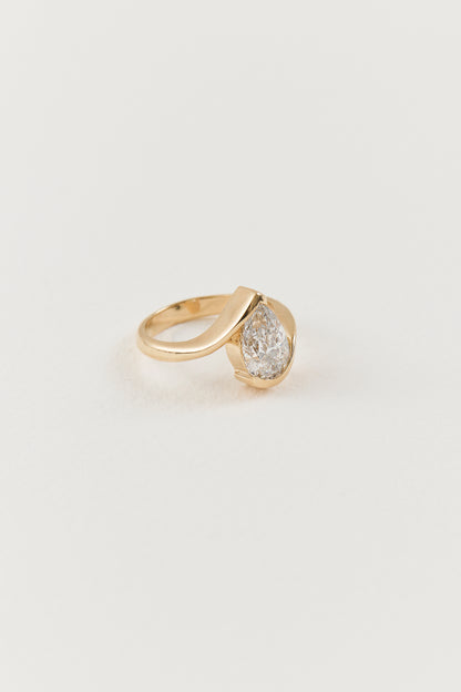 Pear Embrace Ring
