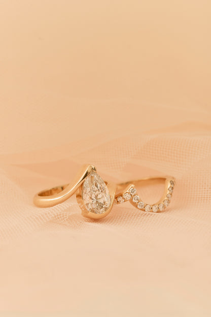 Pear Embrace Ring