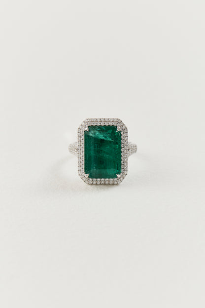Emerald Ethereal Ring