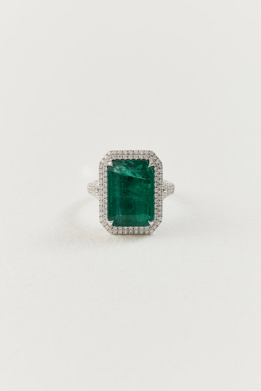 Emerald Ethereal Ring