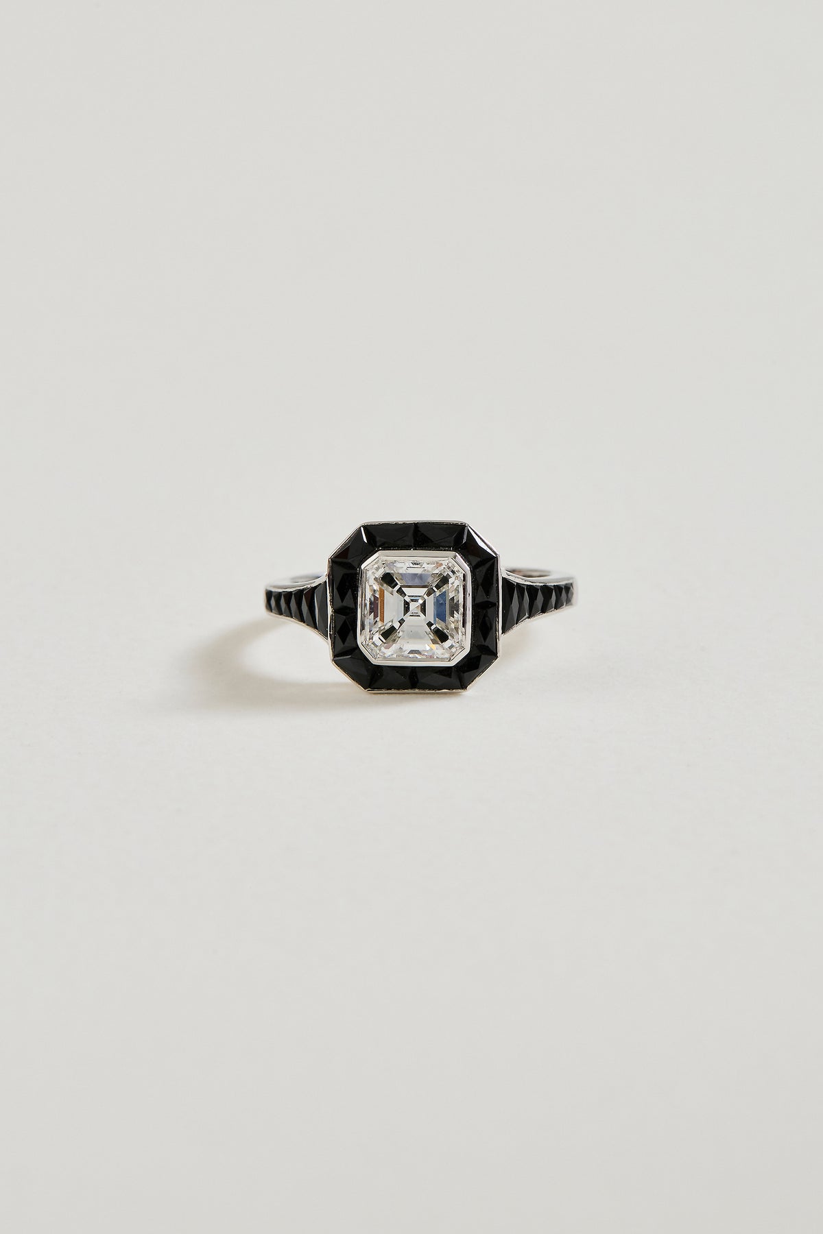 Asscher Art Deco Design Ring