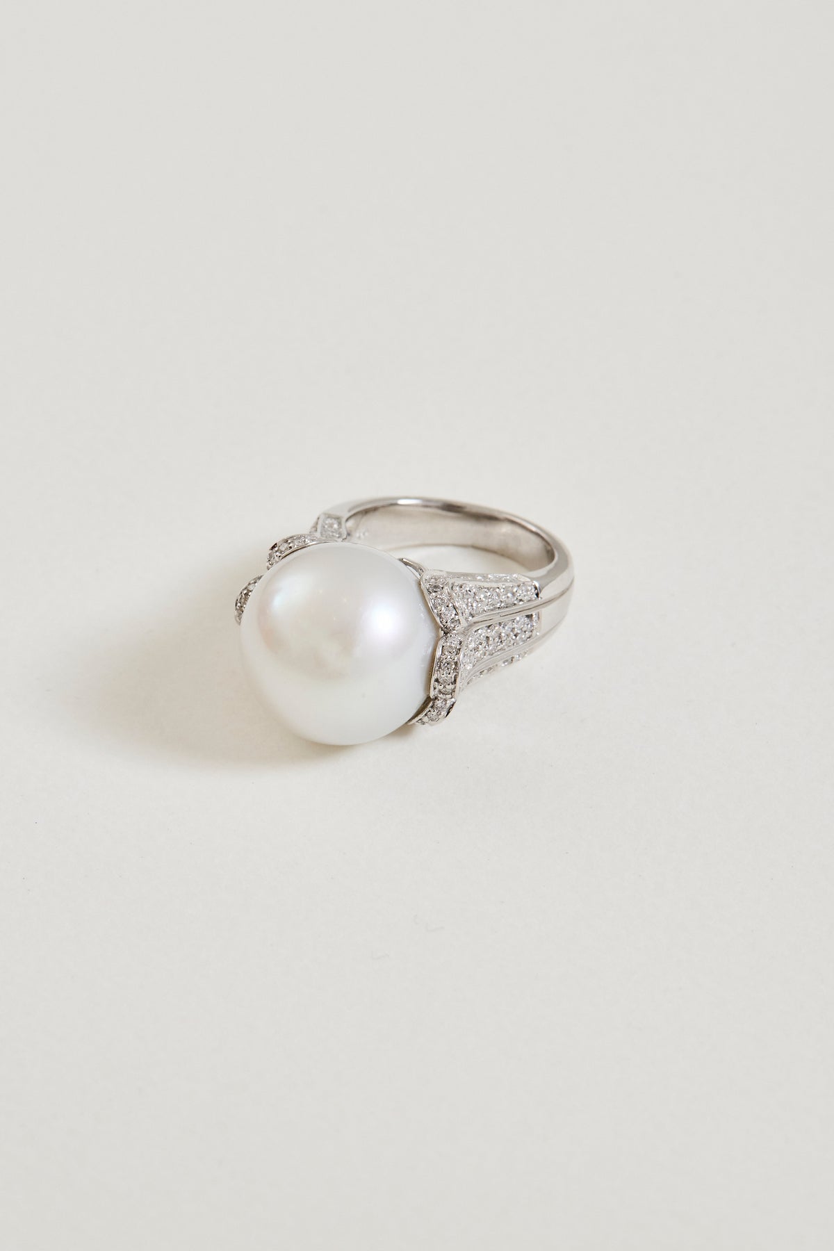 Pearl Cradle Ring