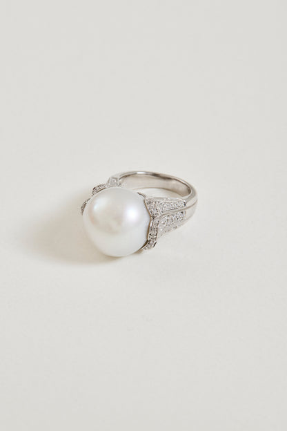Pearl Cradle Ring