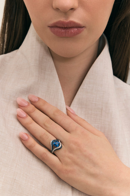 Sapphire Empress Ring