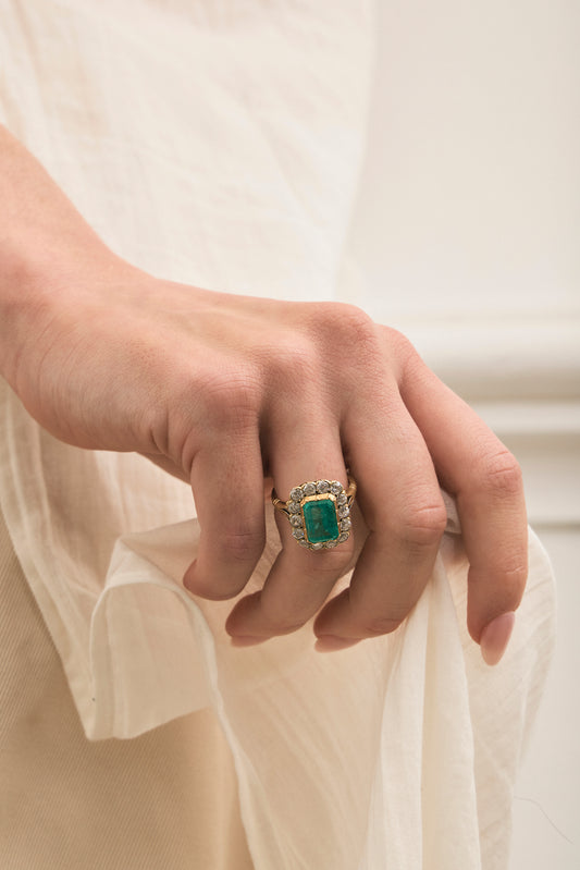 Vintage Emerald and Diamond Cluster Ring