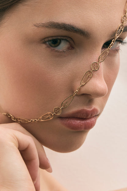 Victorian Scroll Chain