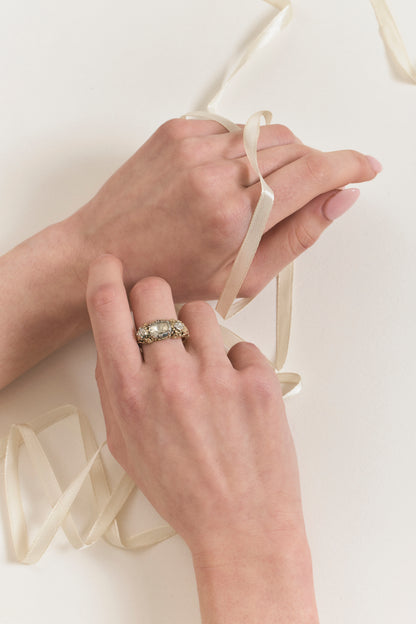 Victorian Trilogy Ring