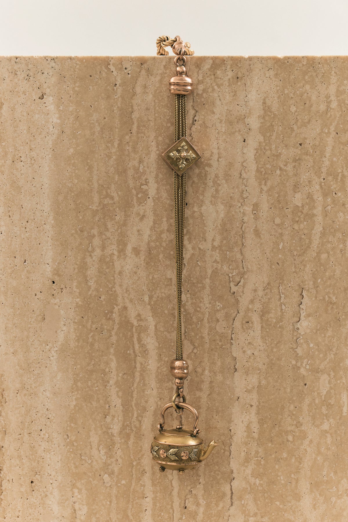 Victorian Kettle Chain Enhancer