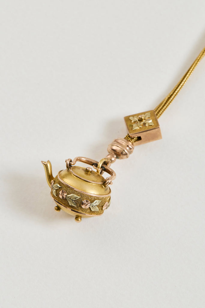 Victorian Kettle Chain Enhancer