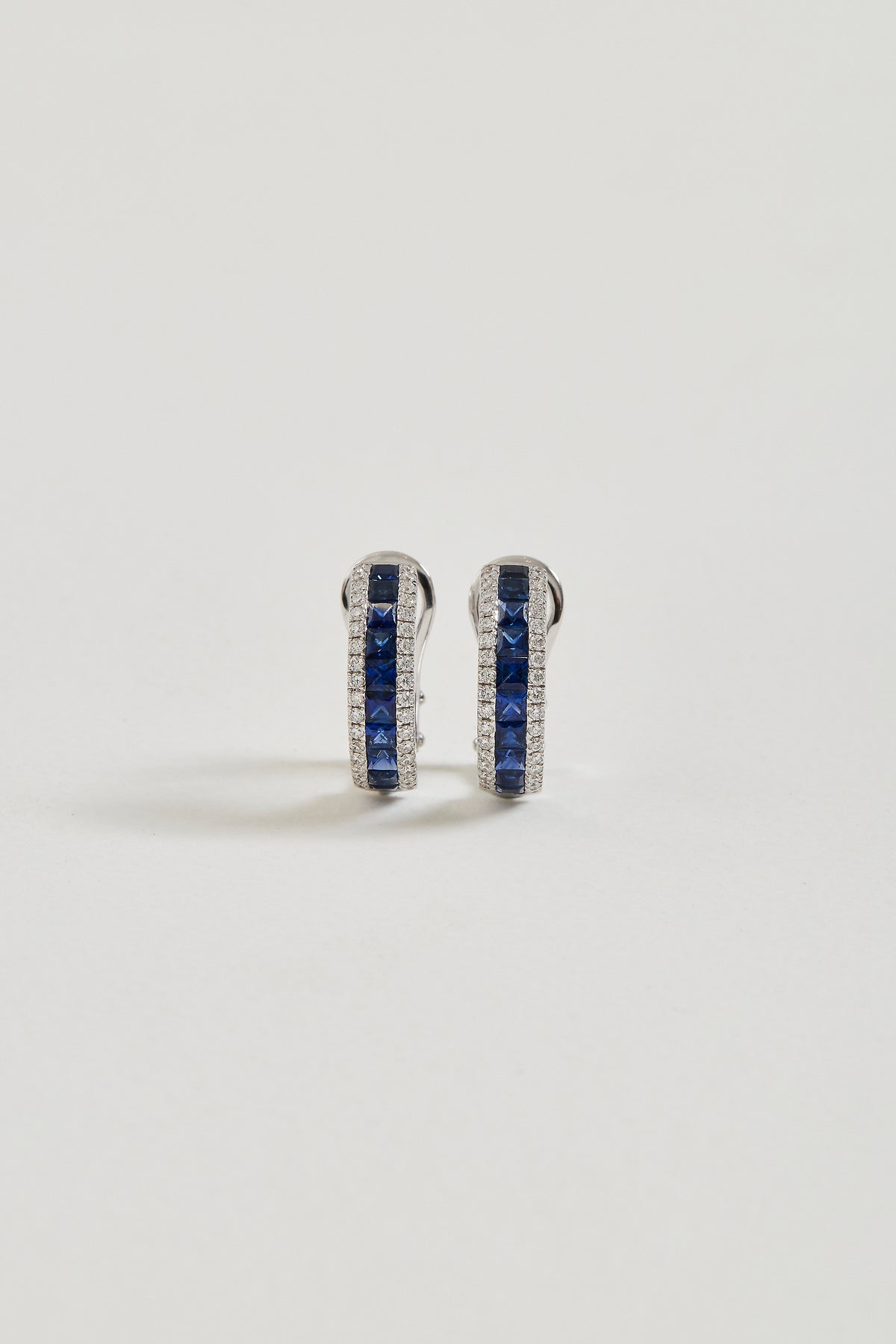 Midi Sapphire Huggies