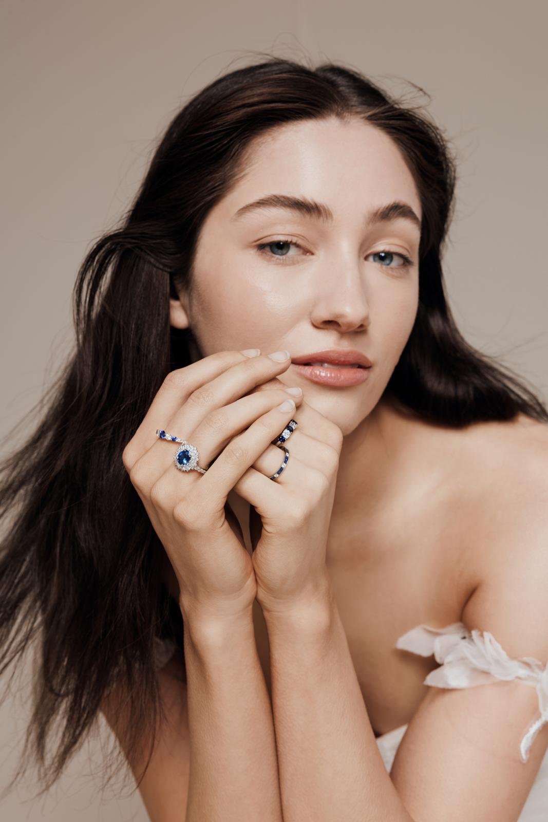 Cornflower Sapphire Cluster Ring