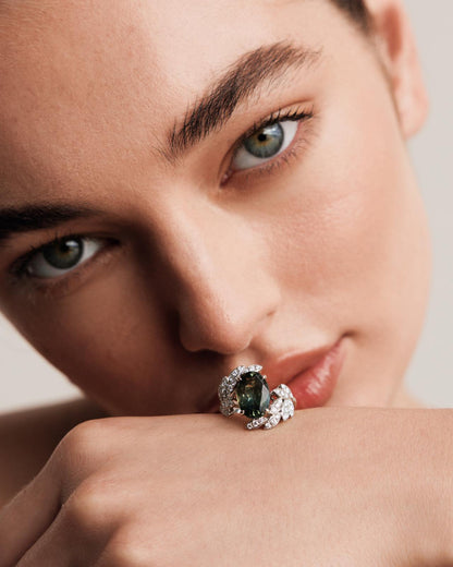 Green Sapphire Embrace Ring