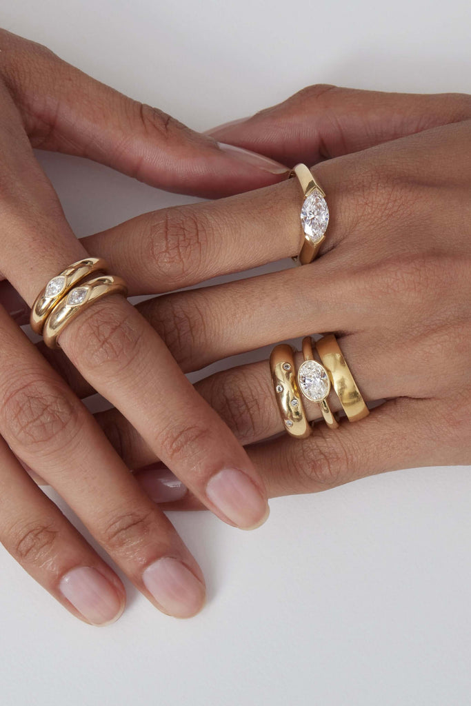 Oval East-West Ring